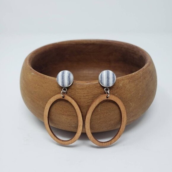 New Handmade | Stripe Wooden Oval Earrings - Picture 1 of 2
